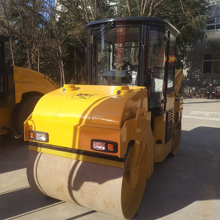 LTS212H Road Roller